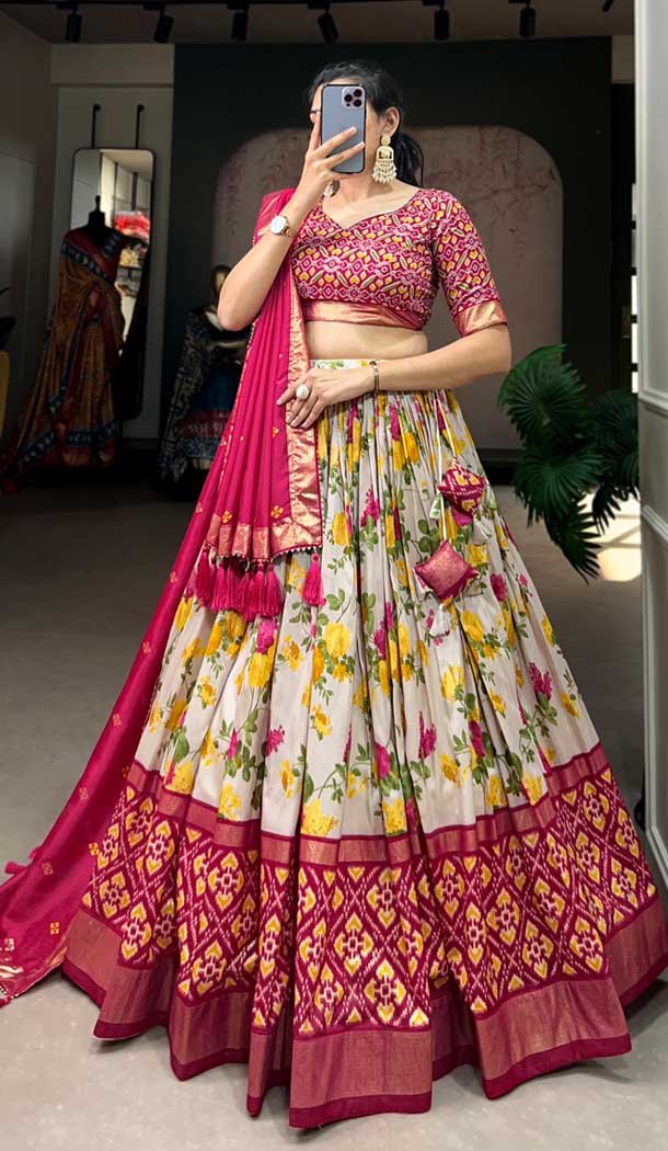 Tussar Silk Foil Printed Work Navratri Wear Chaniya Choli In Rani - 9668188699