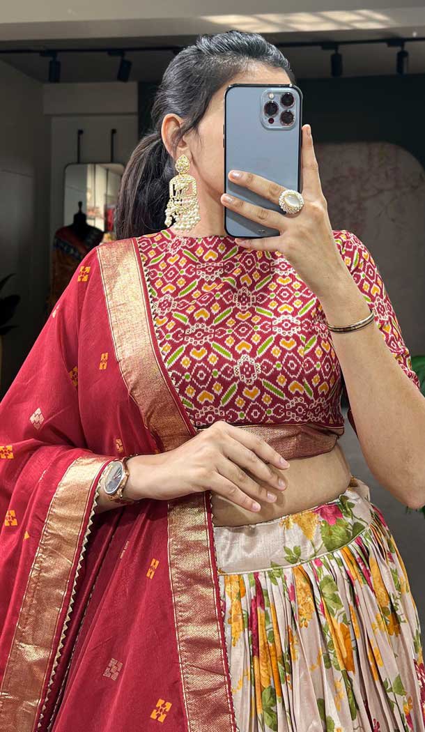 Tussar Silk Foil Printed Work Navratri Wear Chaniya Choli In Red - 9668188700