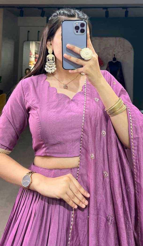 Pure Chanderi Weaving Work Navratri Wear Lehenga Choli In Purple - 9707188953