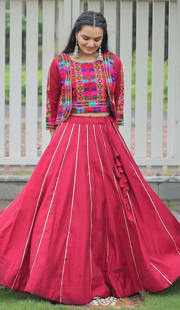 Roman Silk Gamthi Embroidered Navratri Lehenga Choli In Maroon - 158768977