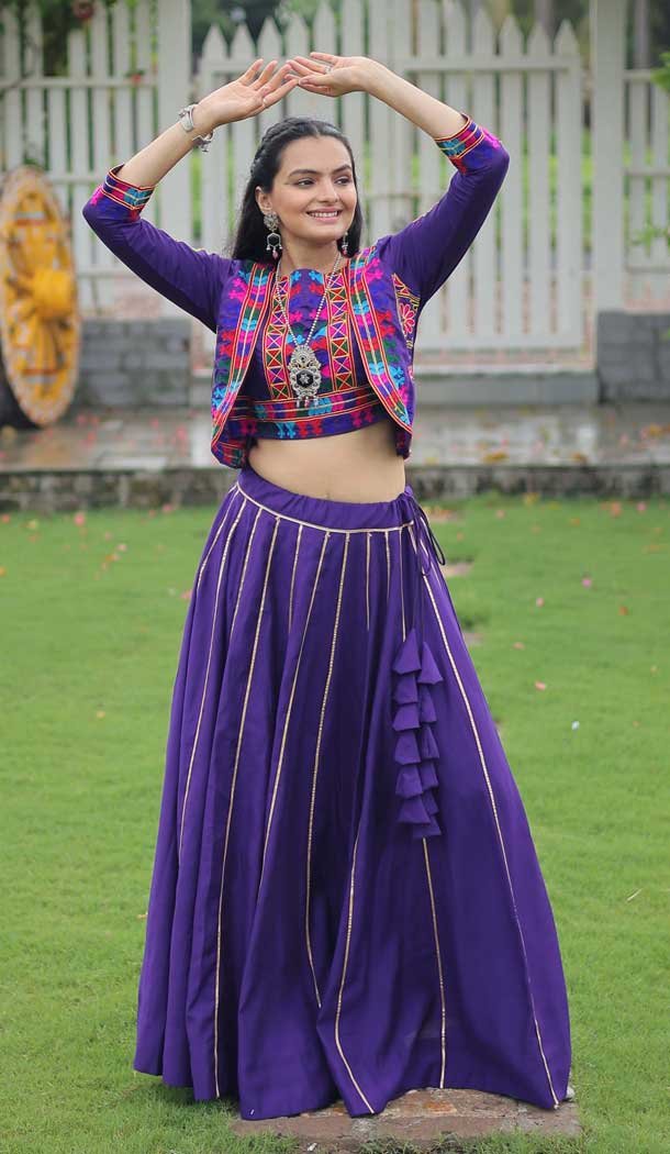 Roman Silk Gamthi Embroidered Navratri Lehenga Choli In Purple - 158768980