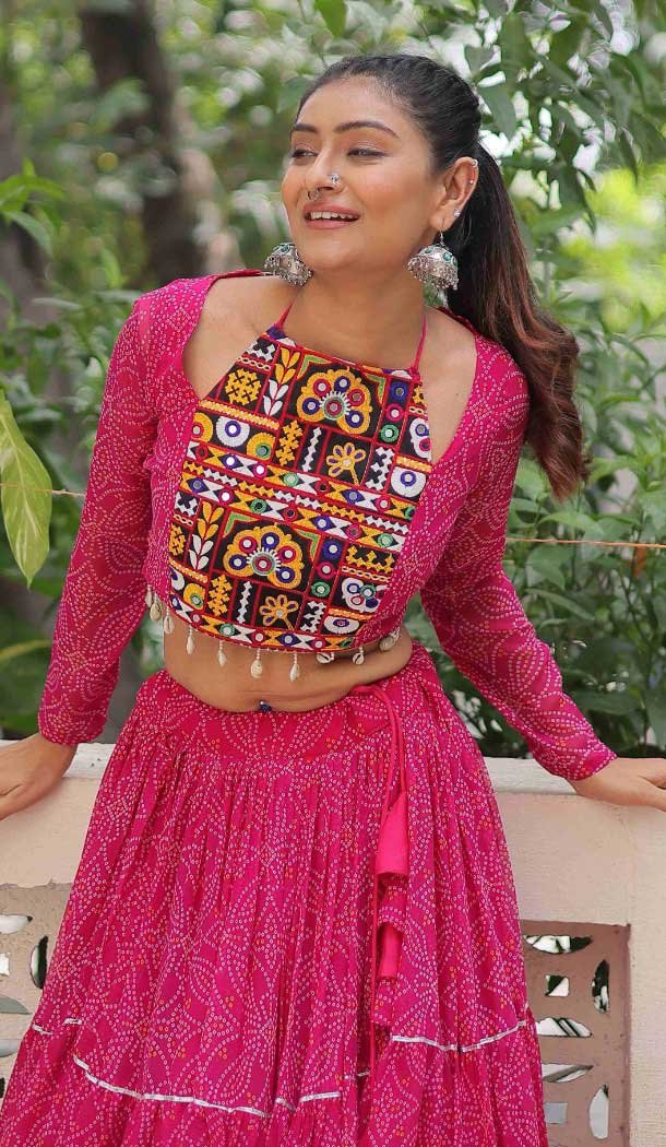 Women Bandhej Printed Faux Georgette Kutchi Gamthi Embroidery Work Pink - 160361017