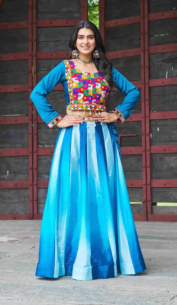 Women Pedding Color Blue Navratri Chaniya Choli Kutchi Gamthi Work - 160481094
