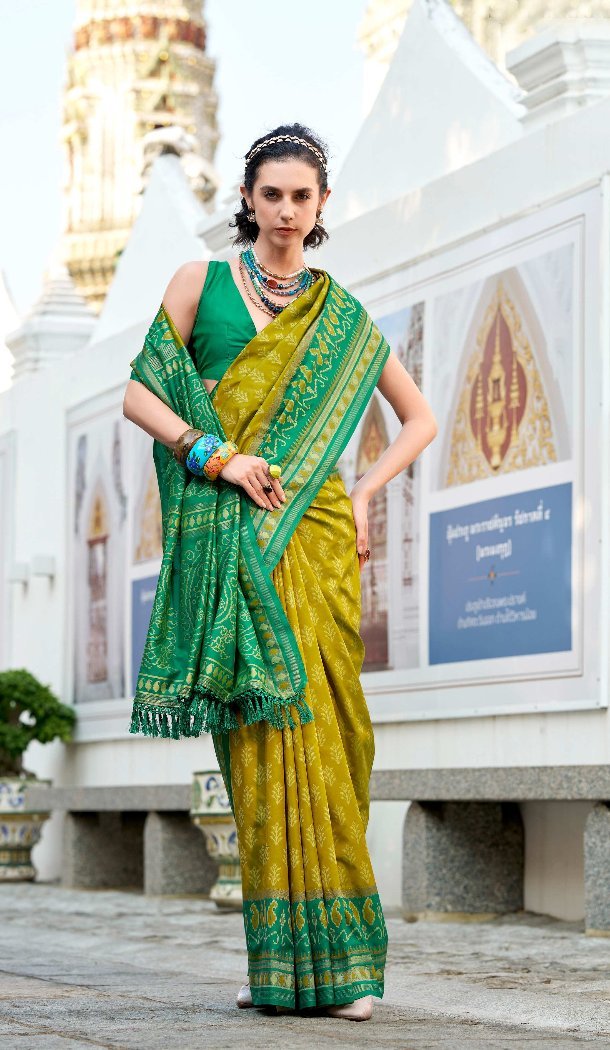 Women Traditional Wear Saree Parrot Green Soft Silk Jacquard Work - 12796209396