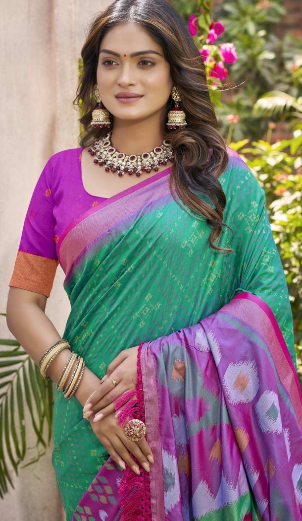 Women Pochampalli Silk Green Party Wear Saree Patola print - 13245211763