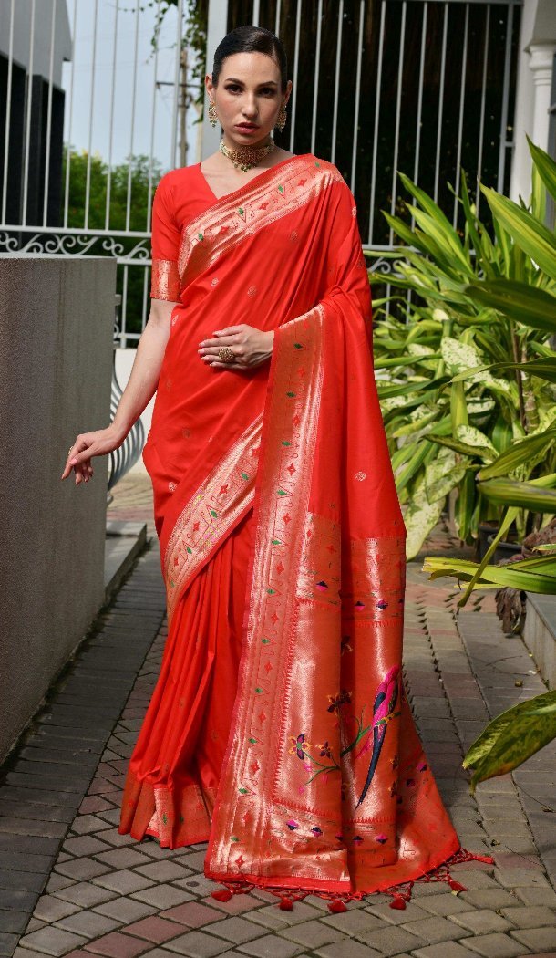 Red Traditional Wear Silk Saree with Zari Work - 217942