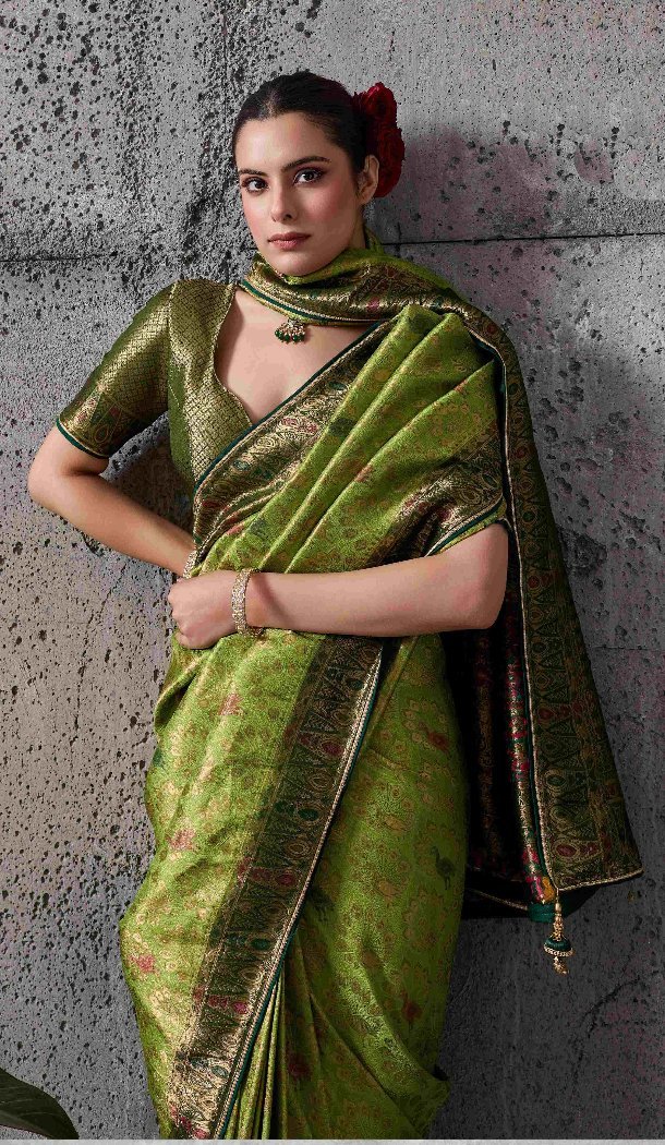 Green Kanjivaram Silk Weaving Work  Traditional Wear Saree - 219562