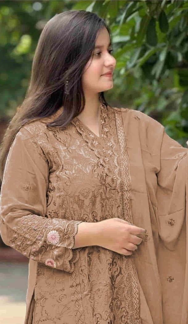 Beige Georgette Embroidery Work Ethnic Pakistani  Suit - 220272