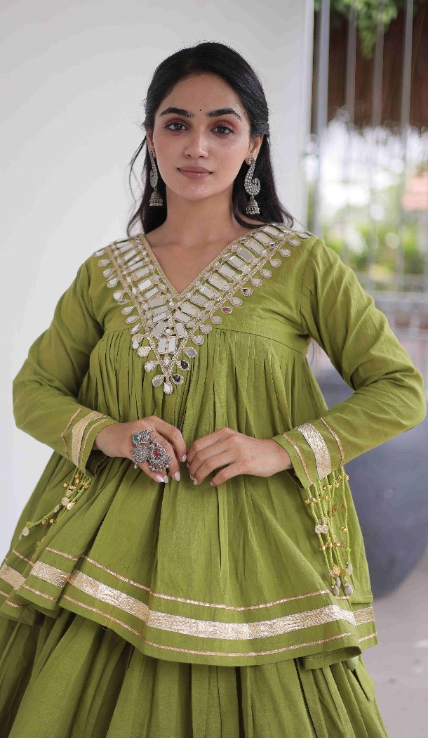 Parrot Green Zari Patta Kora Cotton Chaniya Choli - 173759730