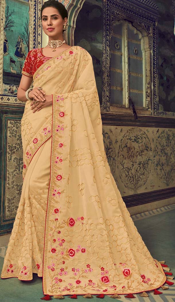 Cream Color Georgette Designer Traditional Wear Saree -643980465
