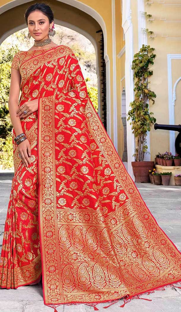 Red Color Silk Weaving Work Traditional Party Wear Saree -136118316