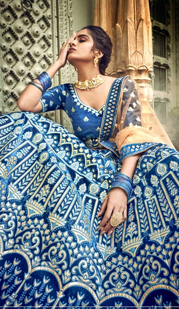 Blue Color Velvet Heavy Designer Bridal Wedding Wear Lehenga Choli -536122031