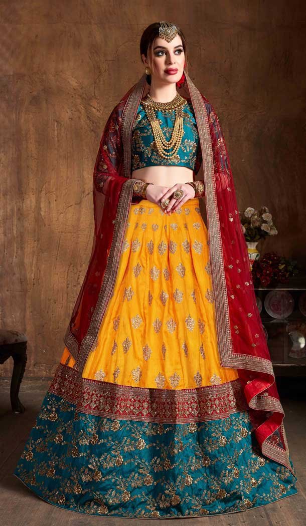 Yellow Color Banarasi Silk Designer Wedding Sangeet Wear Lehenga Choli -645123106