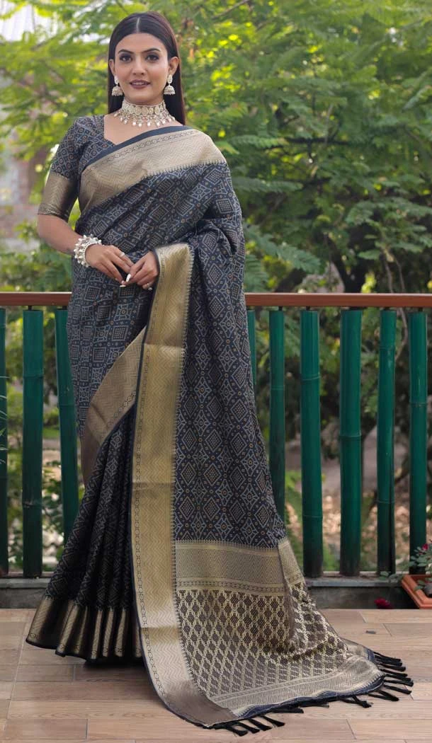 Bandhej Patola Silk Black Color Weaving Work Traditional Party Wear Saree -6369169131