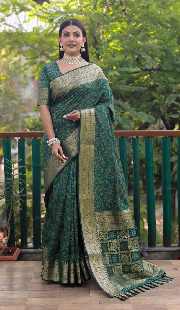 Green Color Bandhej Patola Silk Weaving Work Designer Traditional Fashionable Saree -6394169306