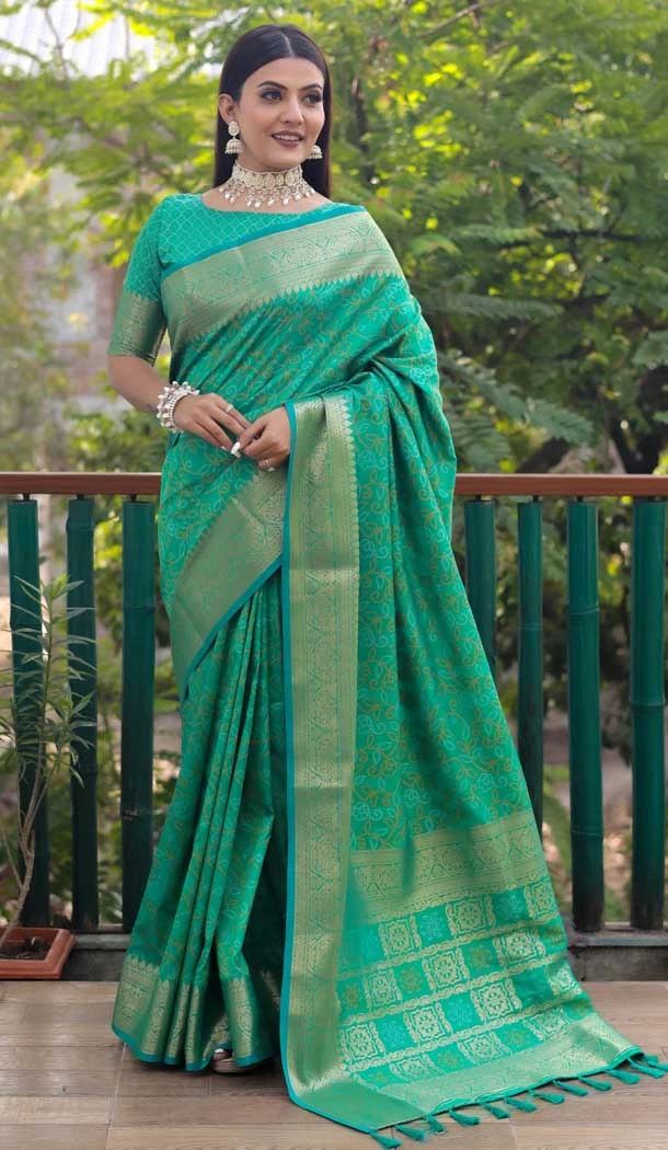 Light Rama Green Color Bandhej Patola Silk Weaving Work Designer Traditional Fashionable Saree -6394169309