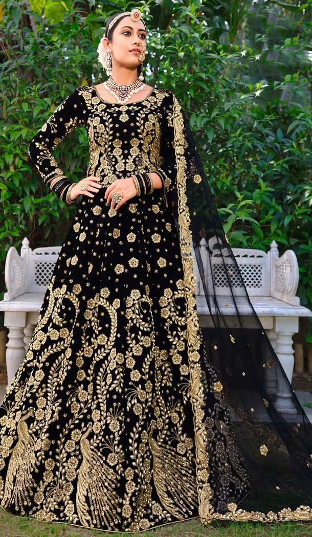 Embroidery Heavy Velvet Bridal Wear Women Lehenga in Black Color -6535170393