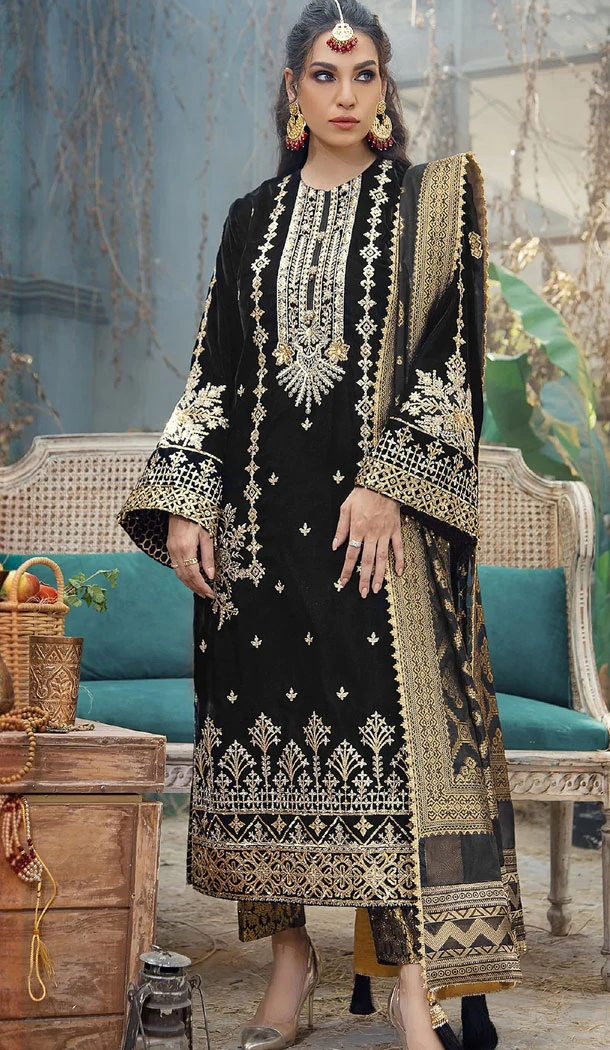 Georgette Black Color Embroidery Work Pakistani Salwar Suit - 8430182390