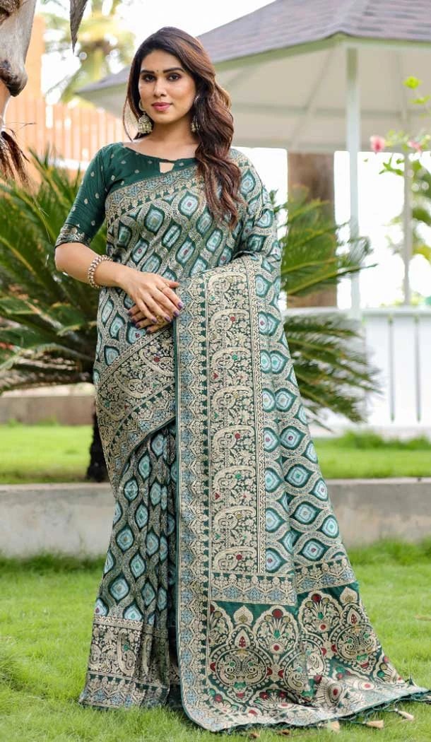 Pure Kanjivaram Pattu With Weaving Work Saree Blouse in Dark Green -9151185974
