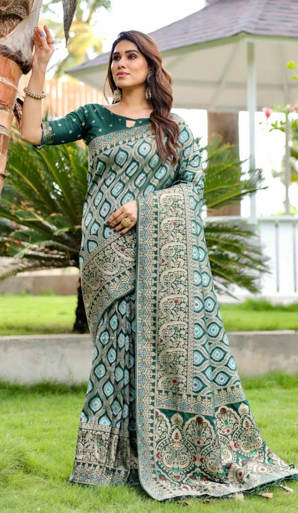 Pure Kanjivaram Zari Weaving Work Indian Traditional Saree In Dark Green -9151185974