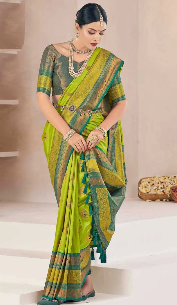 Green Soft Silk Zari Work Traditional Saree - 10012191893