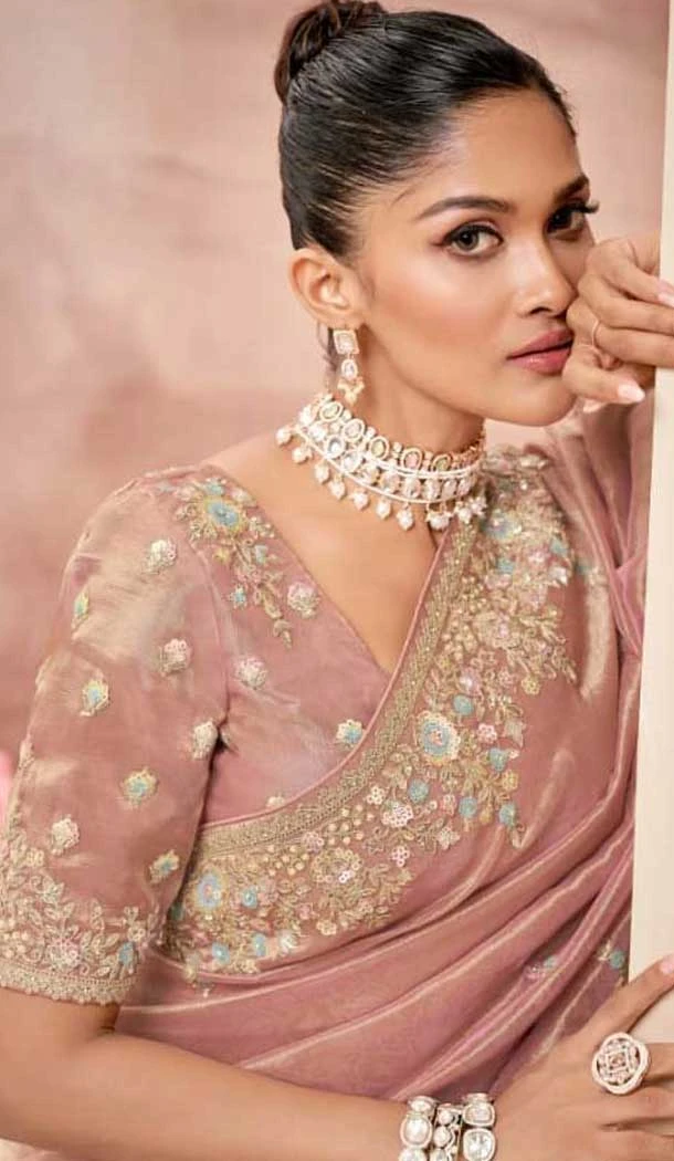 Pure Banarasi Embroidered Wedding Wear Saree In Pink And Magenta - 10688195474