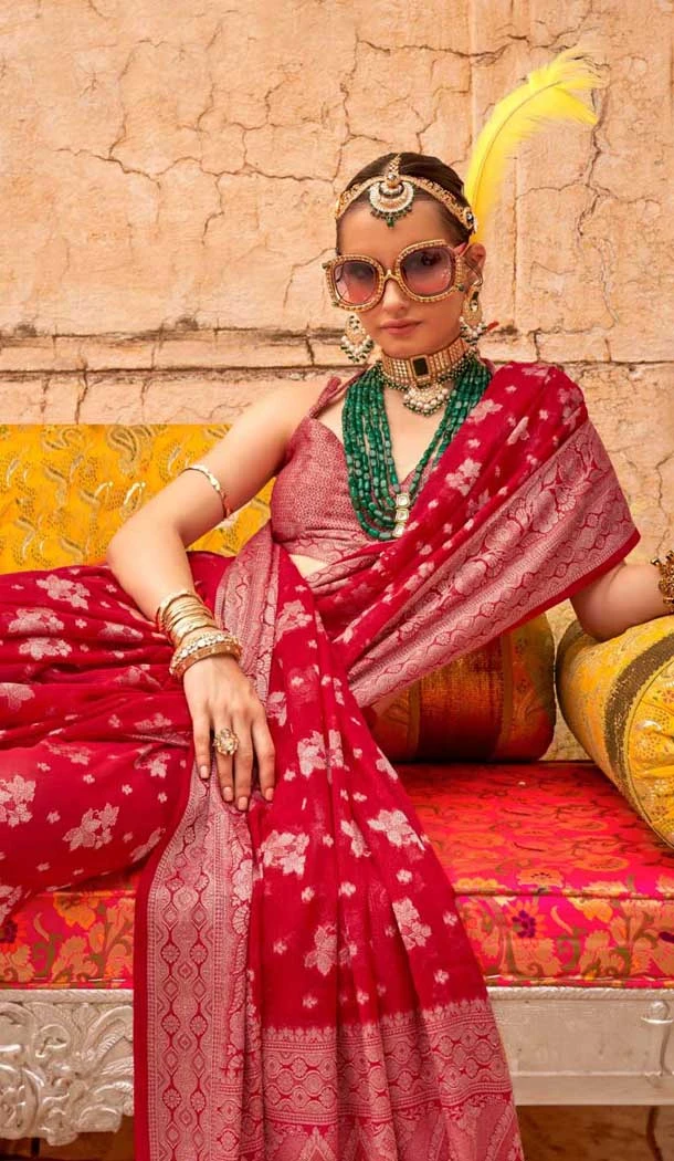 Red Georgette Zari Woven Work Party Wear Saree - 10690195494