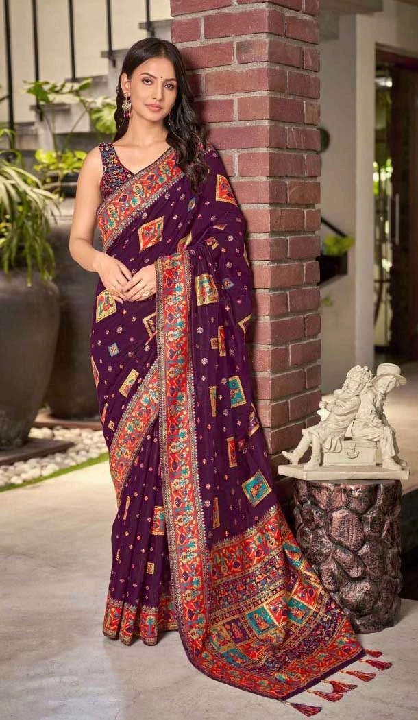 Cotton Silk Weaved Thread Work Traditional Wear Saree In Wine - 11201199585 Cotton Silk Weaved Thread Work Traditional Wear Saree In Wine - 11201199585