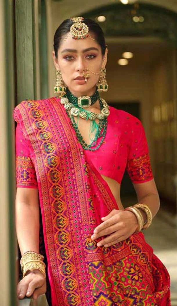 Rani Pink Banarasi Silk Weaving Work Traditional Wear Saree - 11240199854