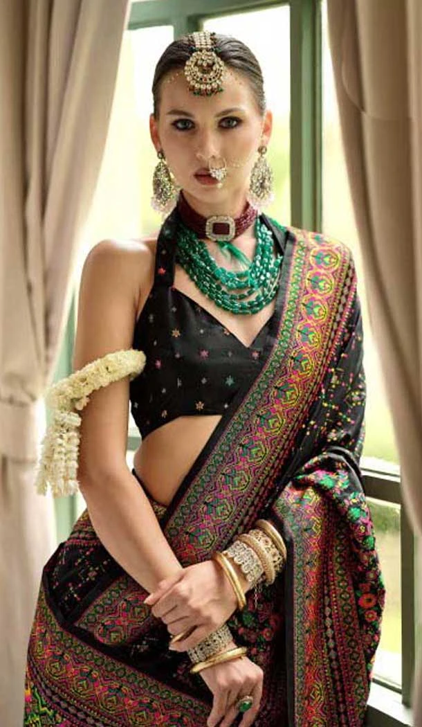 Black Banarasi Silk Weaving Work Traditional Wear Saree - 11240199856