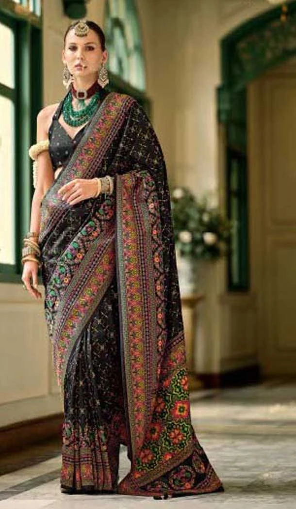 Black Banarasi Silk Weaving Work Traditional Wear Saree - 11240199856