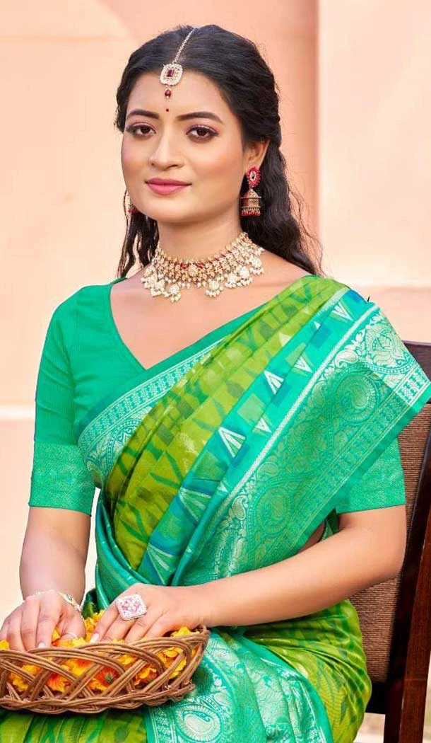 Green Silk Weaving Work Traditional Wear Saree - 11741202863
