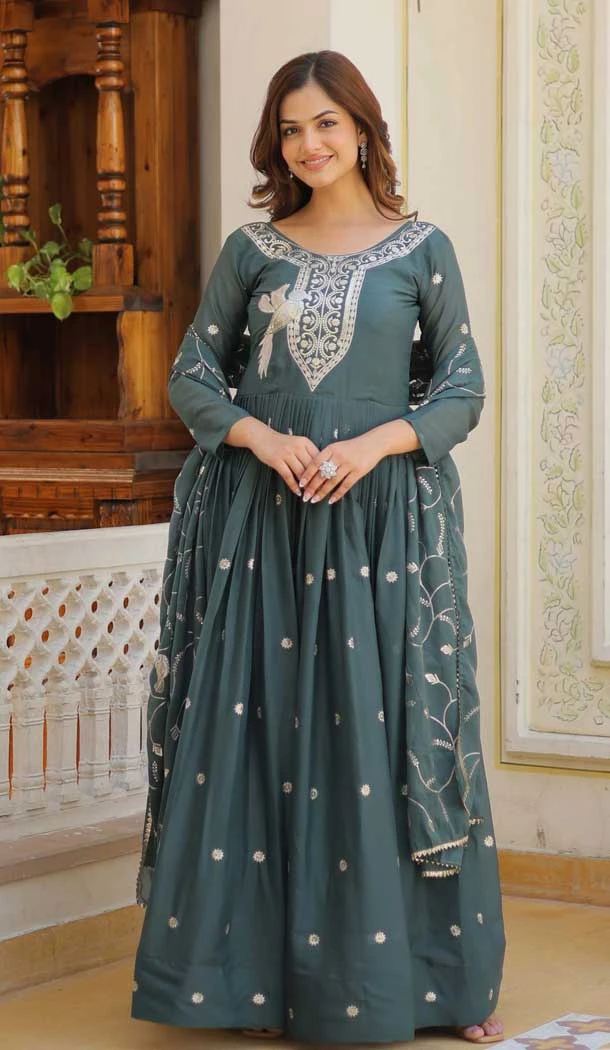 Dark Rama Green Star Georgette Embroidered Party Wear Gown With Dupatta - 11750202925