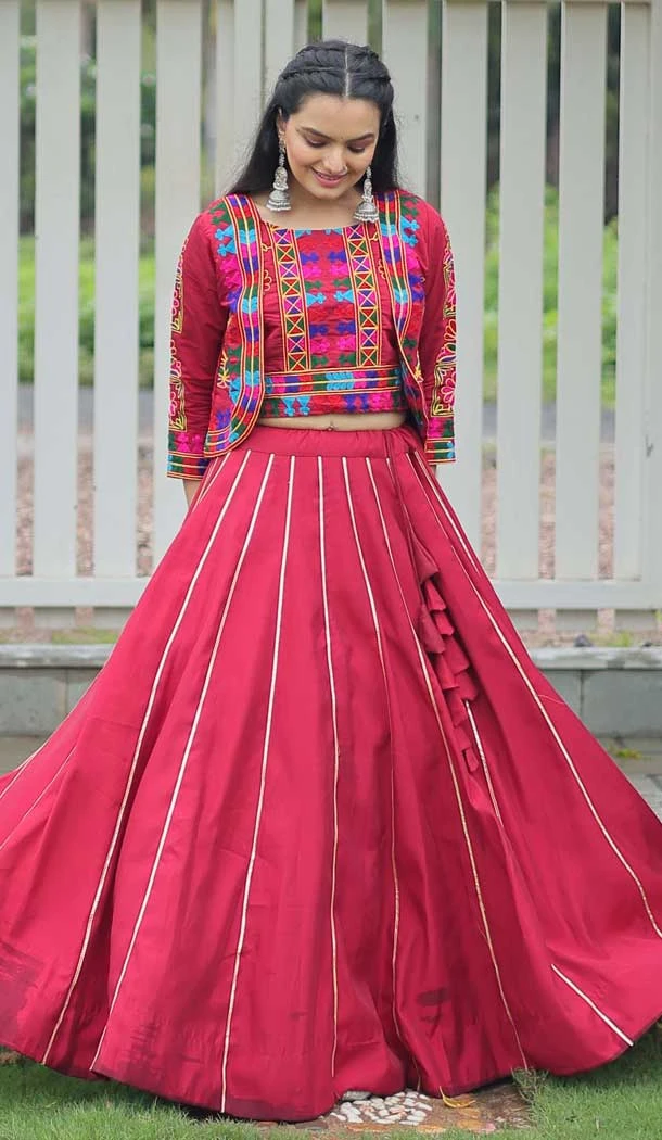 Roman Silk Gamthi Embroidered Navratri Lehenga Choli In Maroon - 158768977
