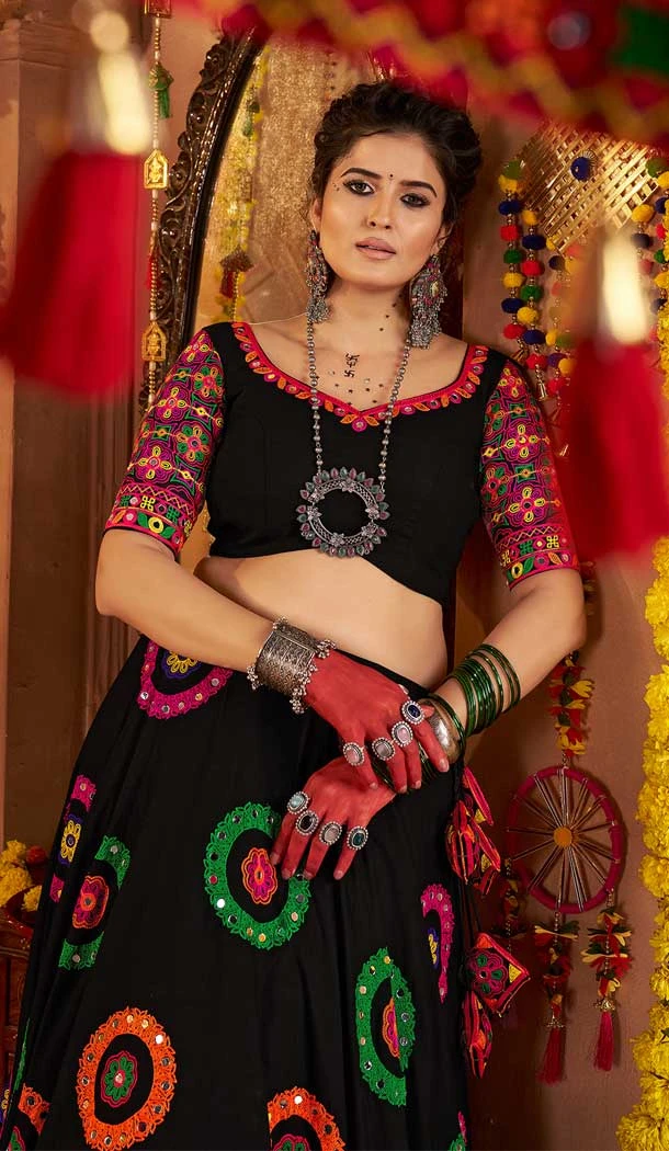 Black Viscose Cotton Embroidery Work Navratri Chaniya Choli -159099187