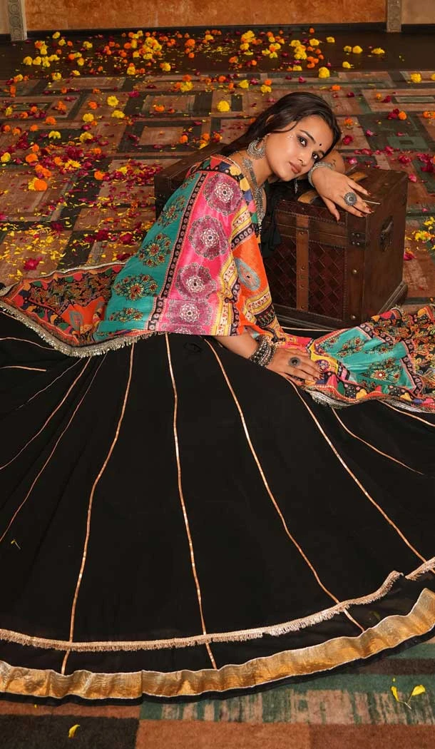 Women Embroidery Black Navratri Chaniya Choli Printed - 159719574
