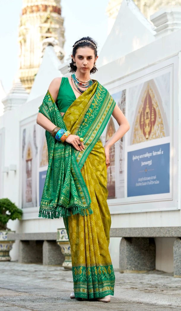 Women Traditional Wear Saree Parrot Green Soft Silk Jacquard Work - 12796209396