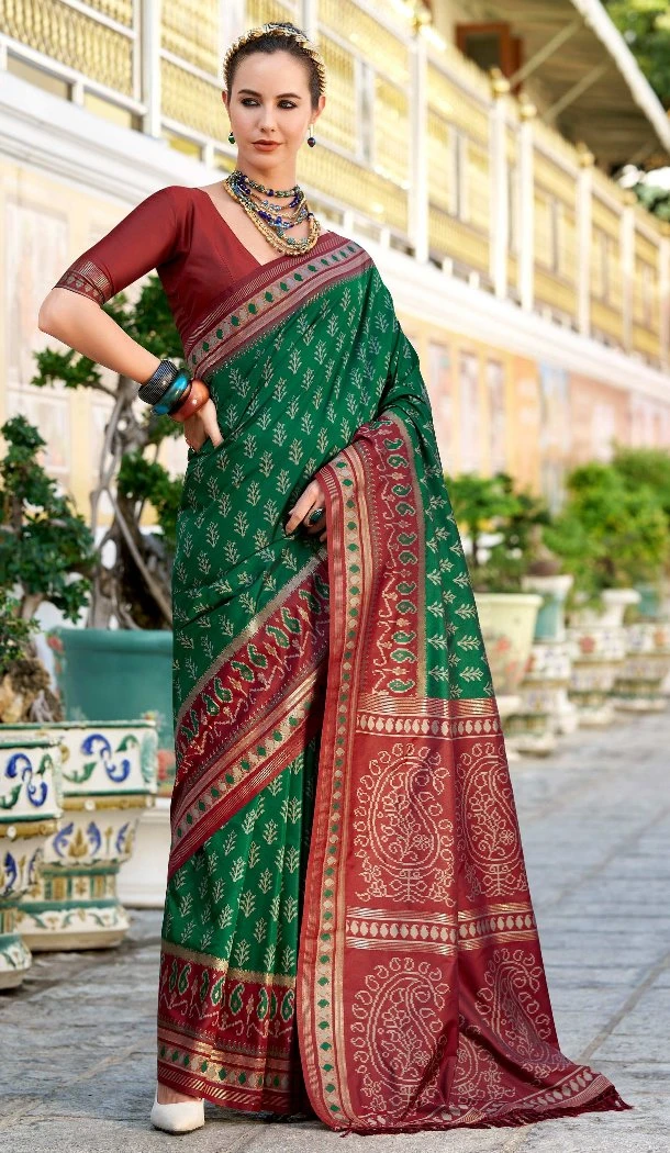 Women Jacquard Work Traditional Wear Saree Soft Silk Green - 12796209397
