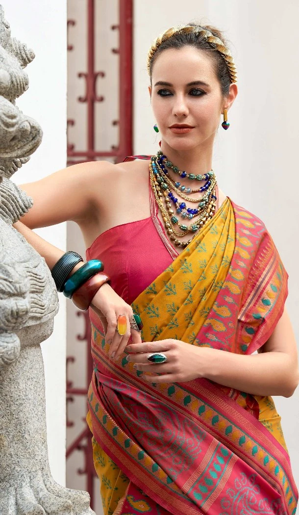 Women Jacquard Work Traditional Wear Saree Yellow Soft Silk - 12796209401