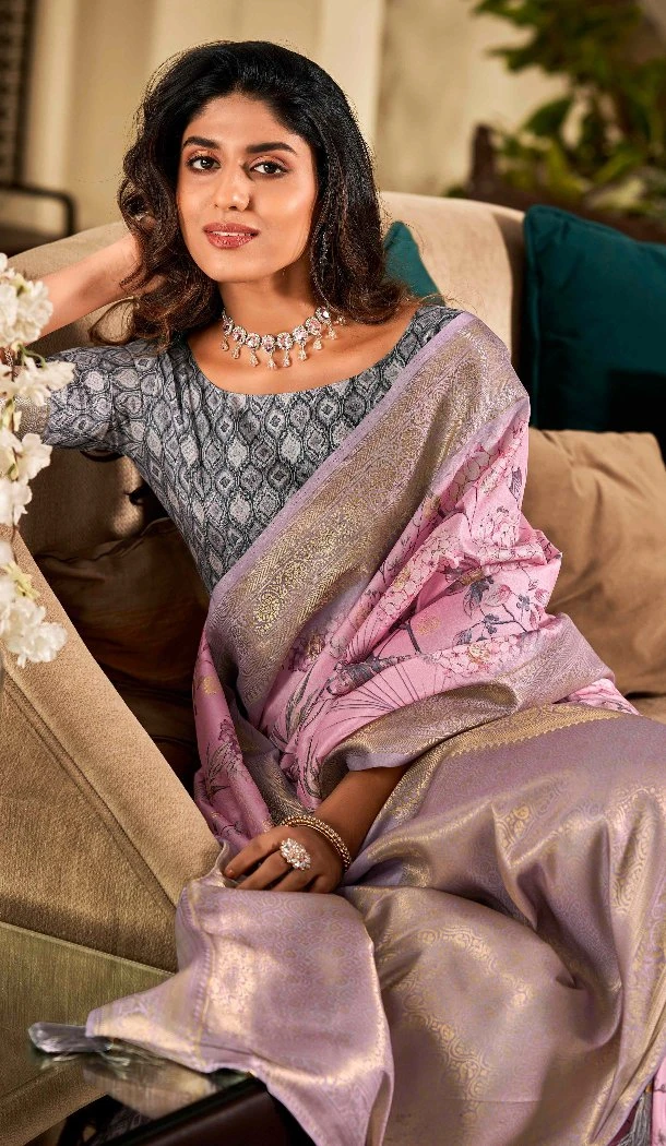 Women Grey Traditional Wear Saree Soft Silk Digital Printed Work - 12967210342