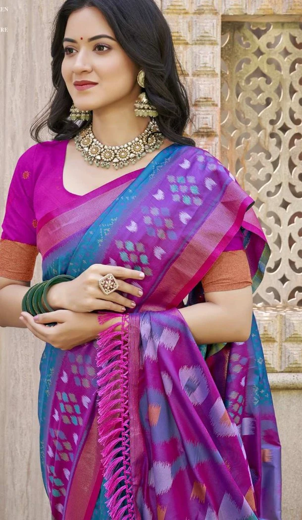 Women Blue Pochampalli Silk Patola print Party Wear Saree - 13245211760