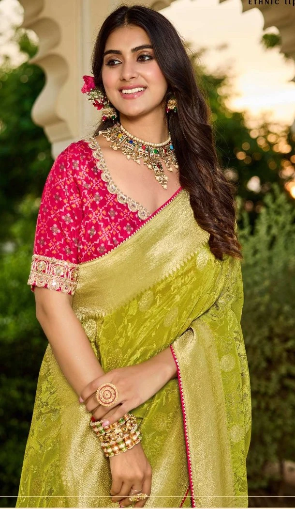 Women Designer Saree Green Viscose Tissue Jacquard Work - 13488213090