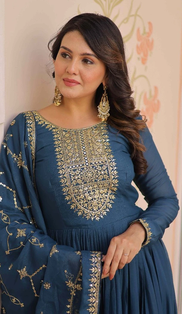 Women Embroidered Gown Rama Star Georgette - 213513