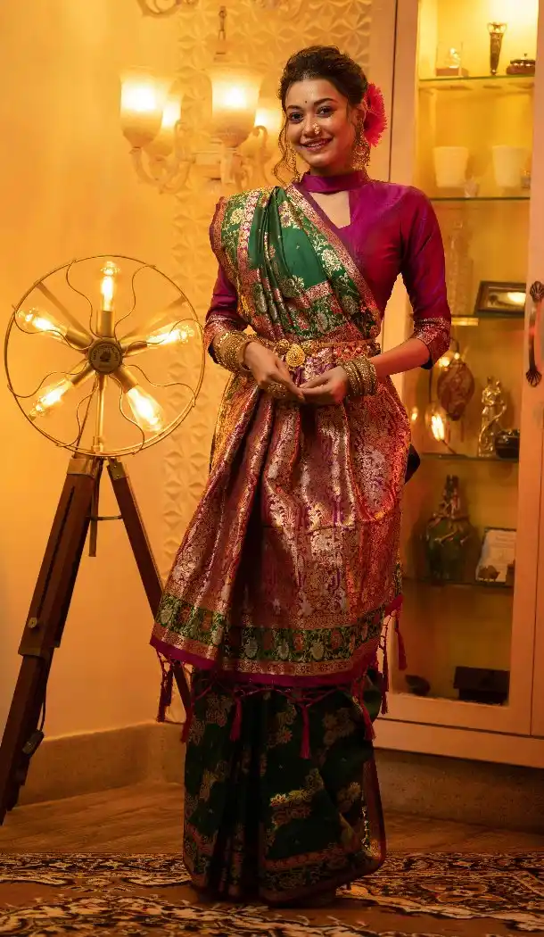 Green Banarasi Silk Weaving Work Traditional Saree – 215110