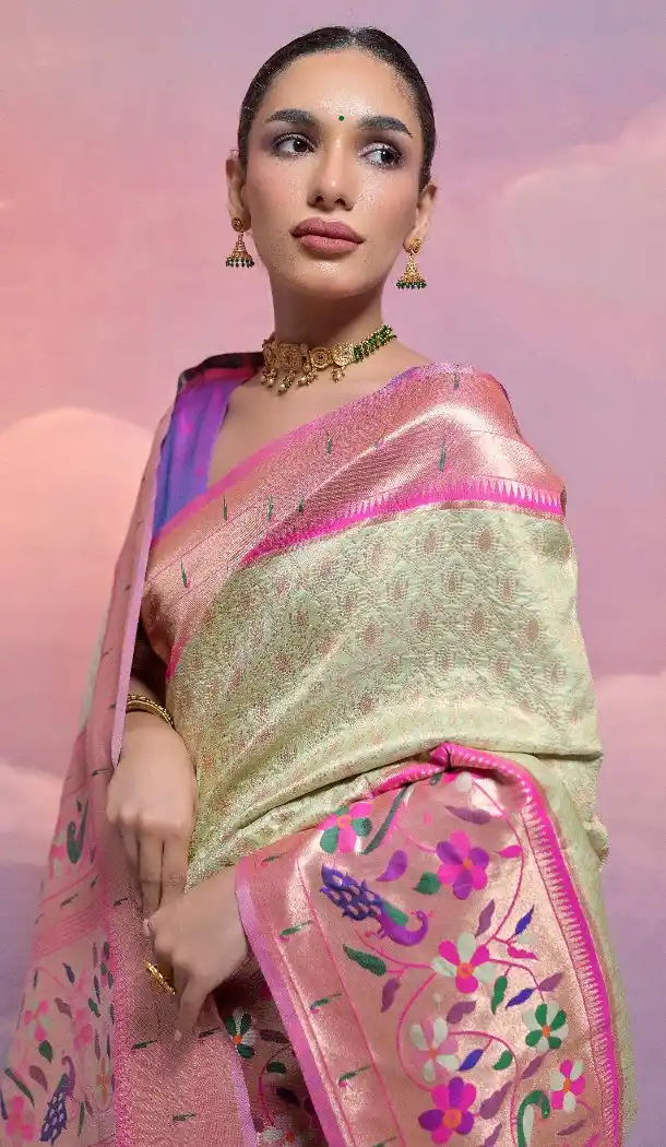 Kanjivaram Weaving Banarasi Silk Saree in Light Pista Green 216162