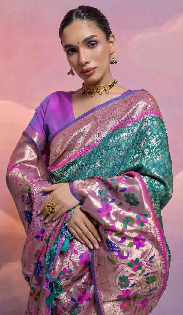 Rama Green Banarasi Silk Saree with Kanjivaram Weaving 216164