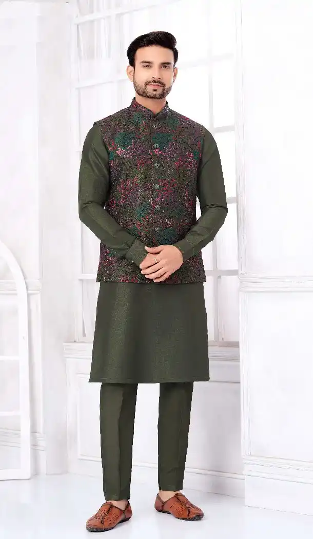 Green Banarasi Silk Men Kurta Pajama – 216413