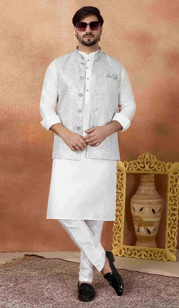 Off White Men Art Banarasi Silk Kurta Pajama - 217505