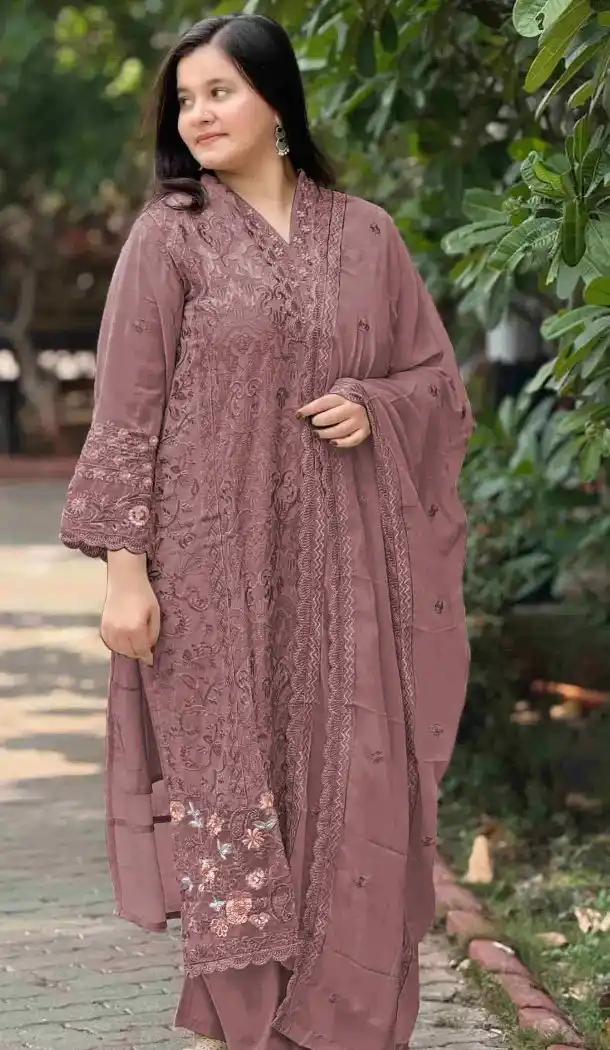 Elegant Mauve Georgette Embroidery Pakistani Suit - 220269