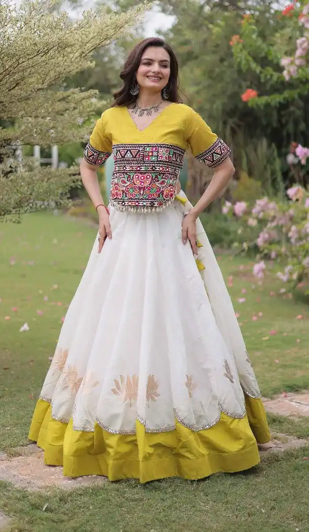 White Kutchi Gamti Embroidery Roman Silk Navratri Chaniya Choli - 172658974